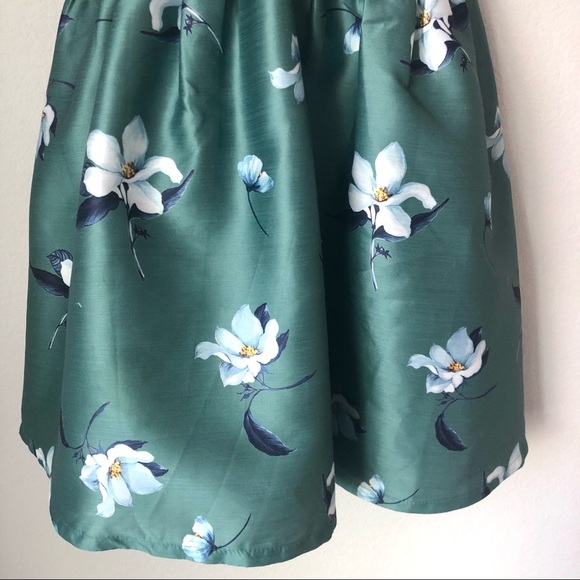 CLOSEOUT \L’atiste\• A-line Flared Cocktail Dress - Picture 5 of 16